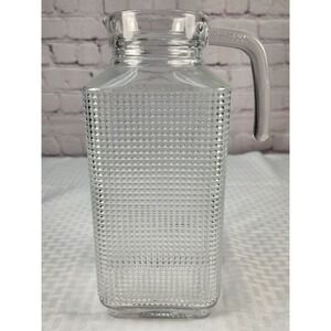 Vintage Circleware Frigo Textured Glass Pitcher With Lid 64 oz. Fancy Bottom